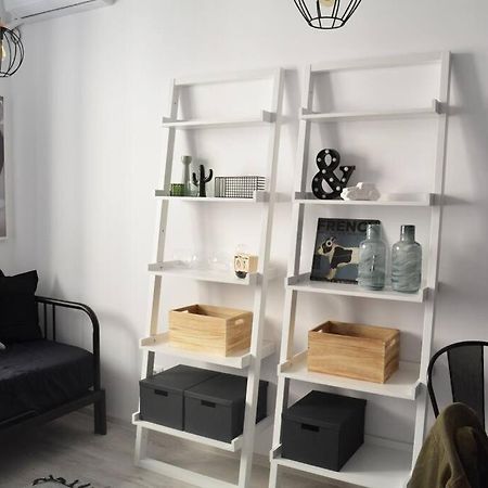 2 Bdr / Cozy Ap Near Old Town Appartement Boekarest Buitenkant foto